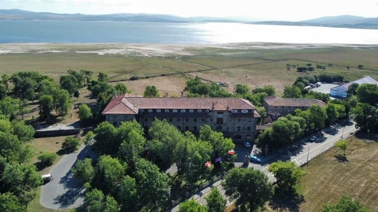 Balneario De Corconte 호텔 Cabanas de Virtus 외부 사진
